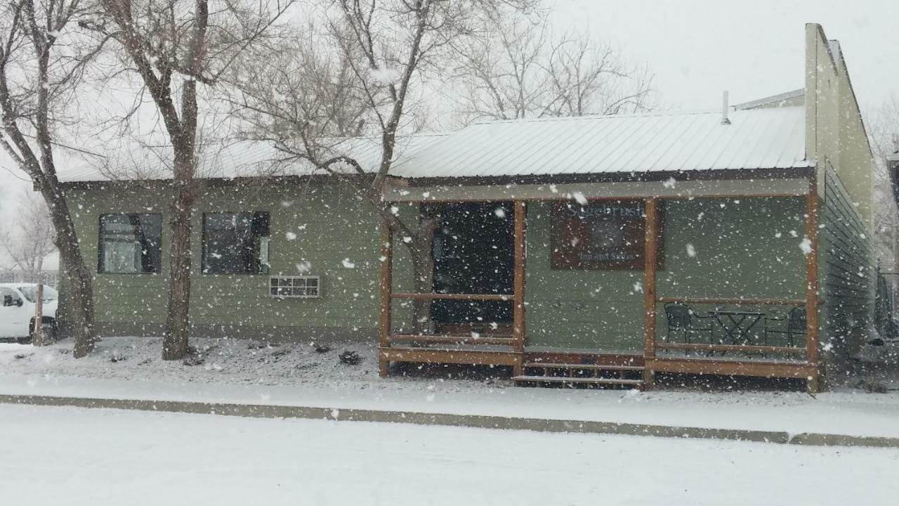 Sagebrush Inn & Suites Broadus Extérieur photo